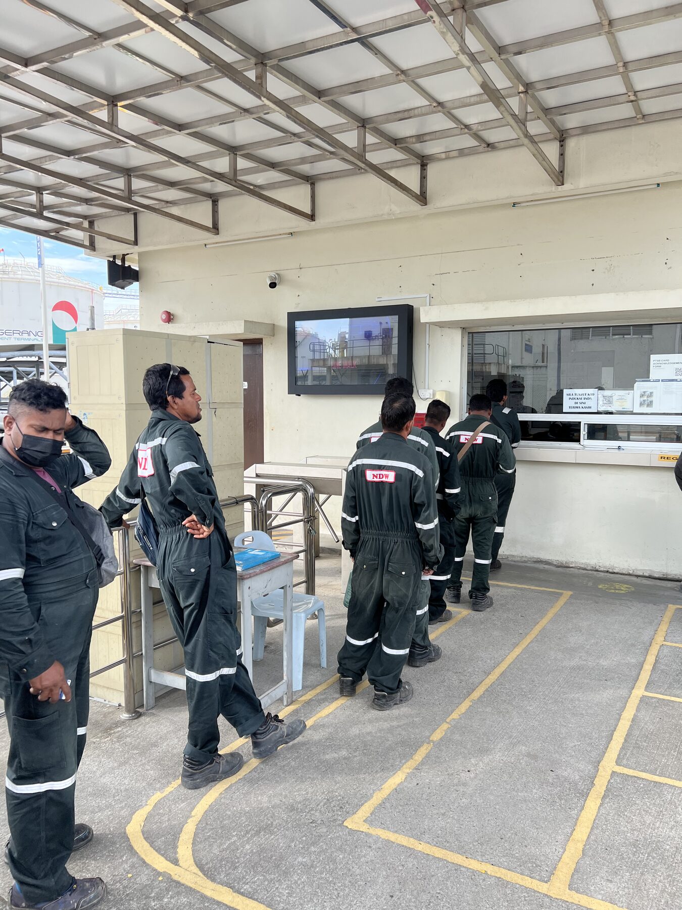 Pengerang Terminal 2 site induction registration — operational onboarding and pass issuance ahead of Gasoil 10 ppm terminal lifting.